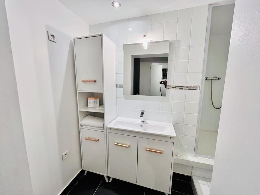 Appartement Elegant - 12Min Cdg Dammartin-en-Goele Buitenkant foto